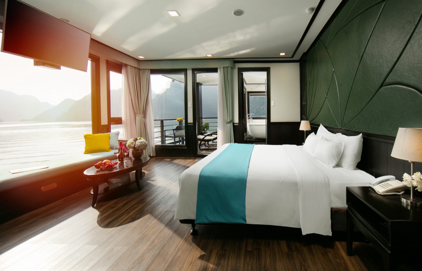 Cabin hướng vịnh