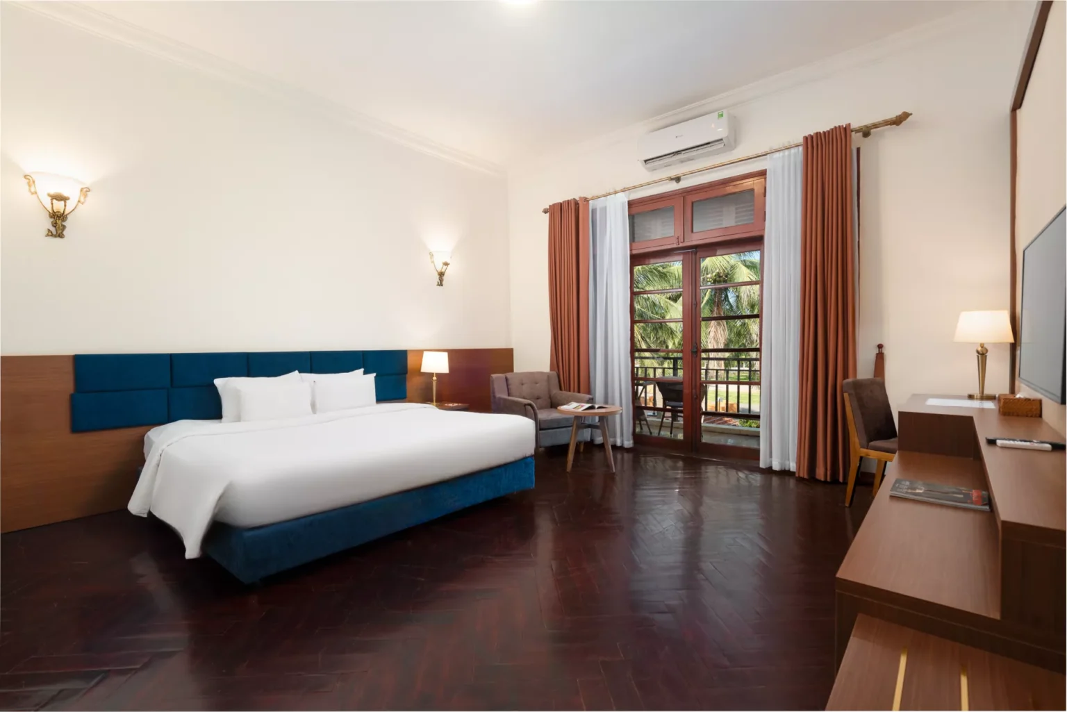 Tuần Châu Resort Hạ Long